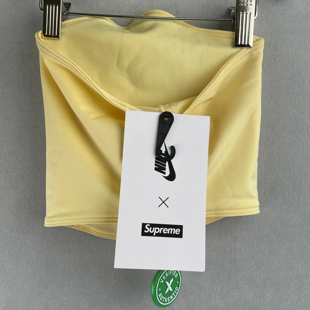 Nike x Supreme Neck Gaiter Warmer Face Mask Yellow OS Stretch Reflective Swoosh‎